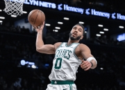 塔图姆复出首战，连续三场30+状态火爆，猛龙成为焦点！